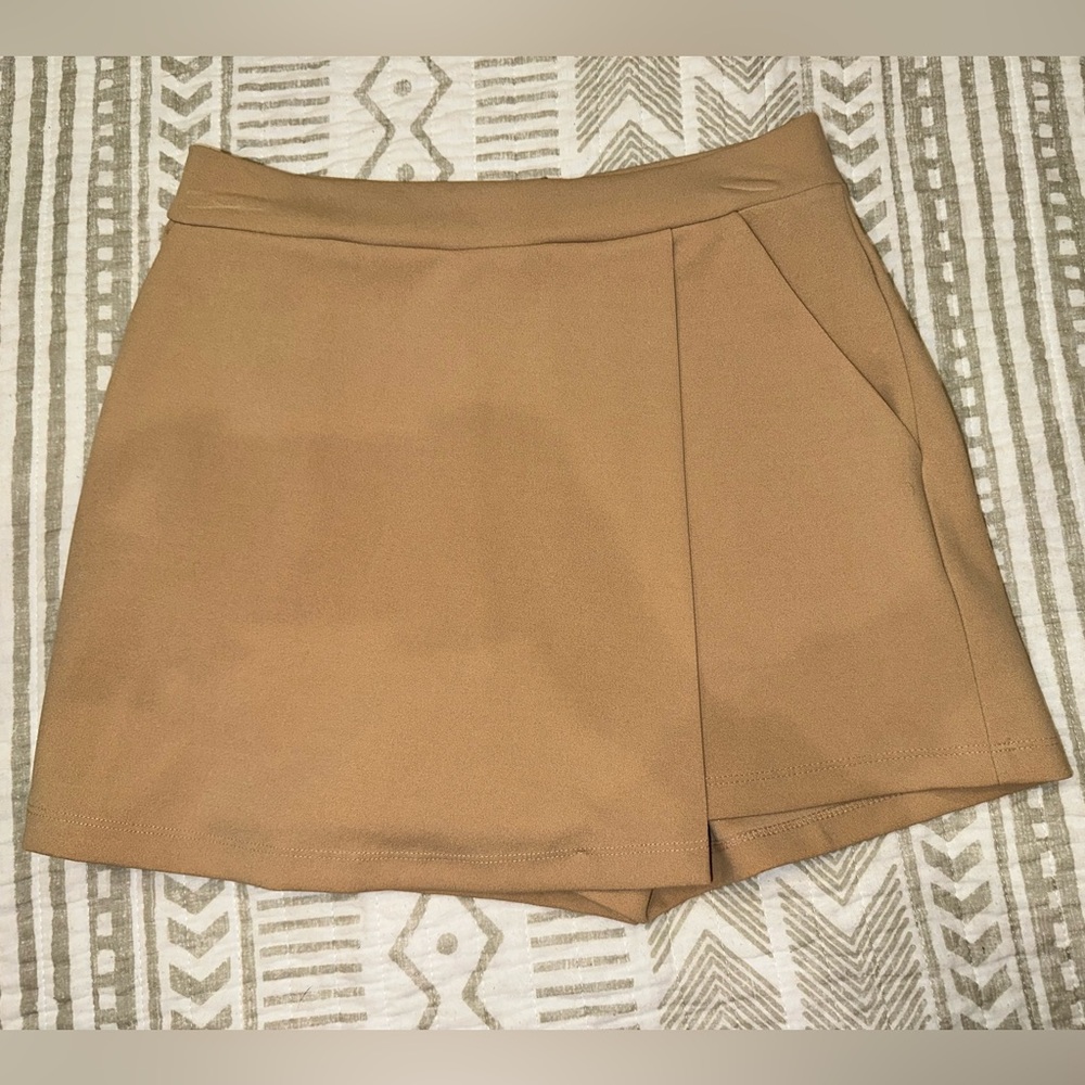 Tan Skort